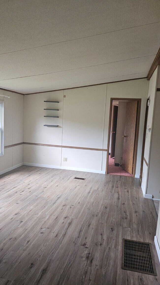 Building Photo - 2802 Forge Hill Rd
