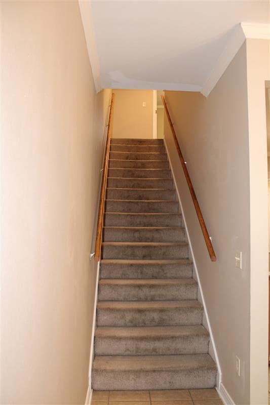 Building Photo - 207 N McGuire Ave