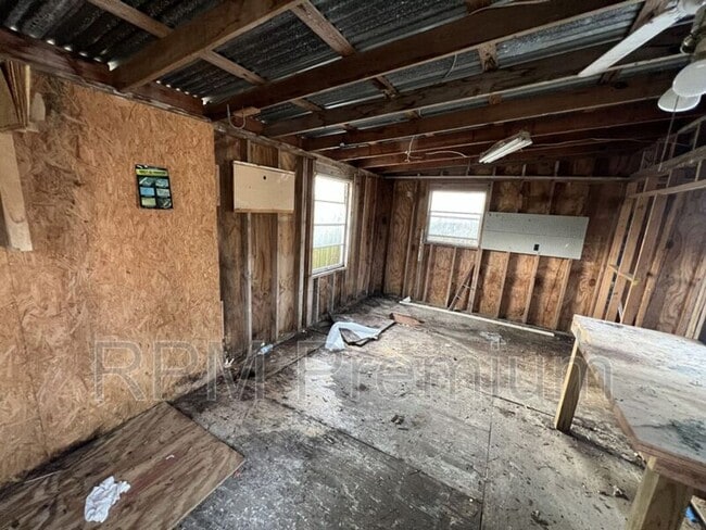 Building Photo - 41158 2nd Colonial St