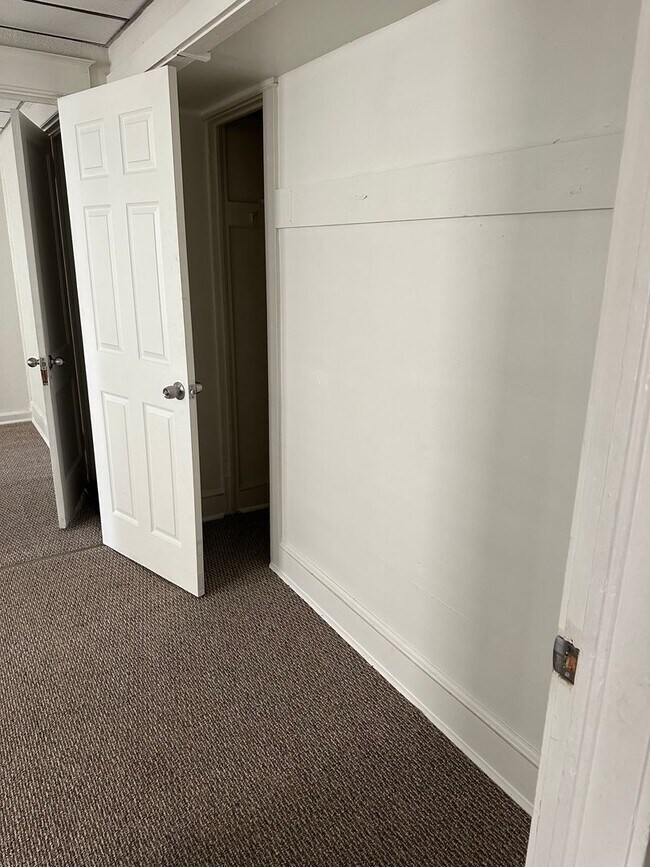 Building Photo - 41 E Filbert St