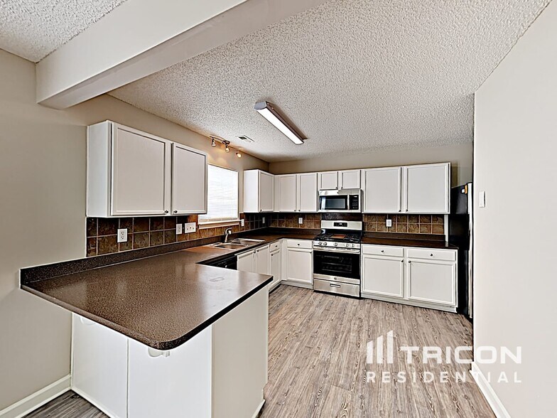 Building Photo - 1432 Mandy Pl Ct