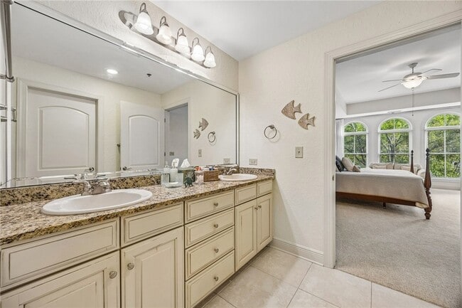 Building Photo - 150 Salt Air Dr