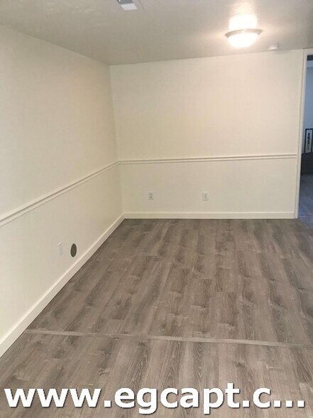 Building Photo - 1239 N 400 E