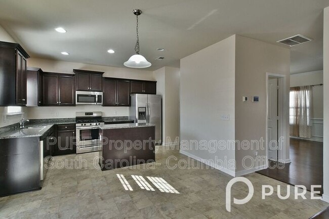 Building Photo - 161 Crimson Queen Dr