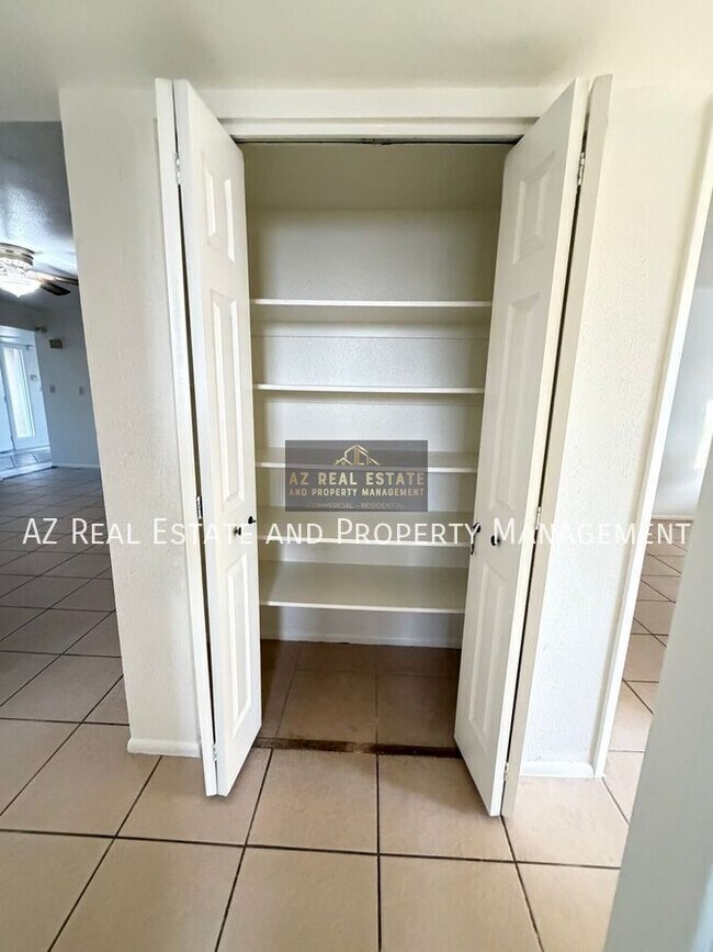 Building Photo - 4403 W Keating Cir