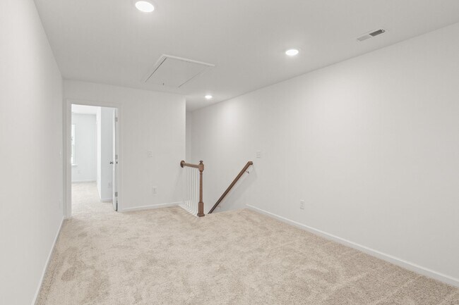 Building Photo - 3 Bed 2.5 Bath Townhome at Cambrey Crossing.