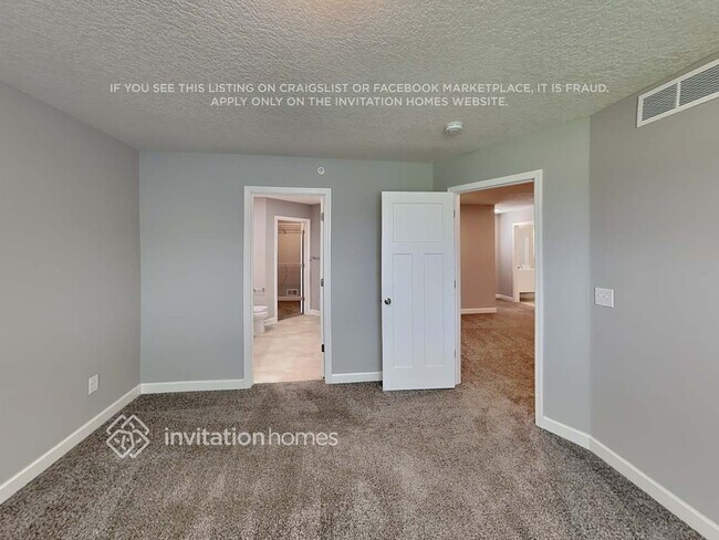 Building Photo - 9654 Canter court