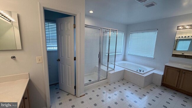 Building Photo - 20965 Kittanning Ln