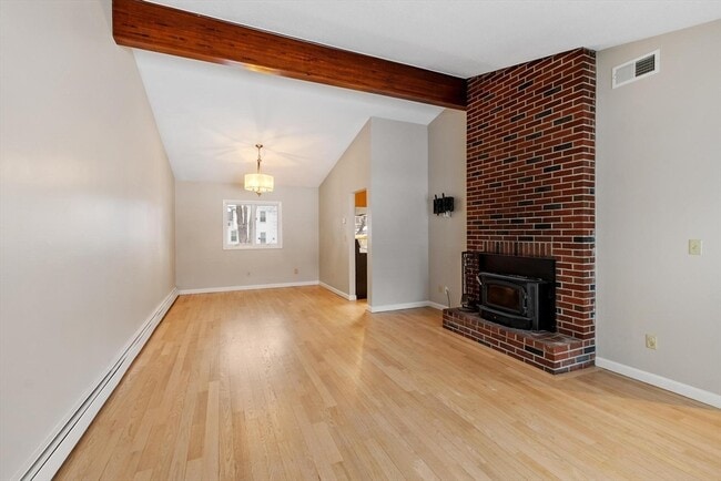 Building Photo - 101 Elmcrest Rd