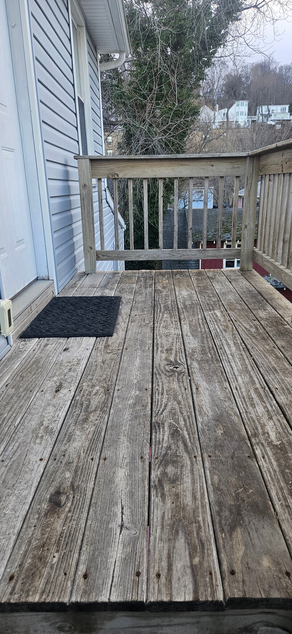 Building Photo - 225 Bay Ave