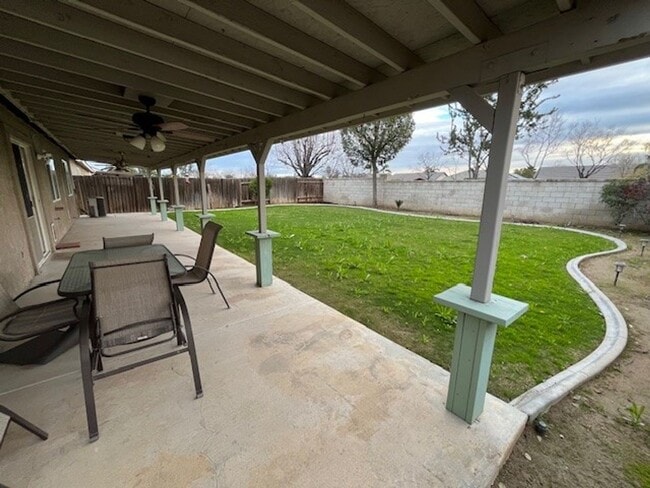 Building Photo - 12313 Quiet Pasture Dr