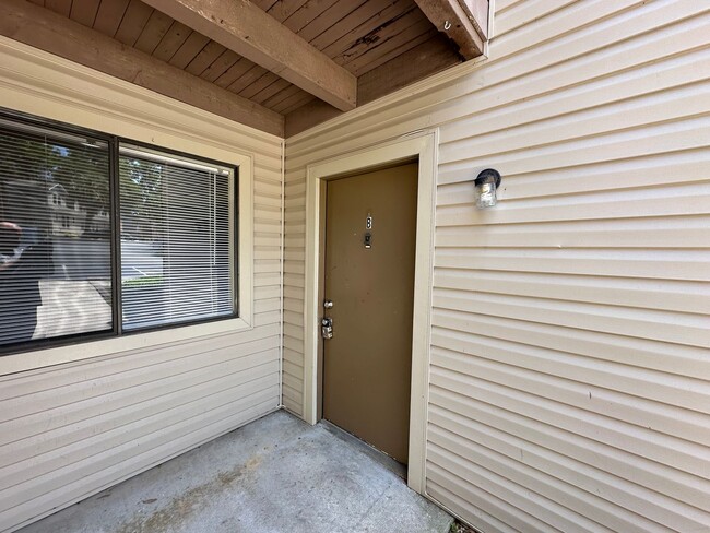 Building Photo - 1519 Willow Bend Way