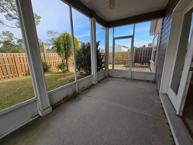 Building Photo - 138 Kaelyn Ln
