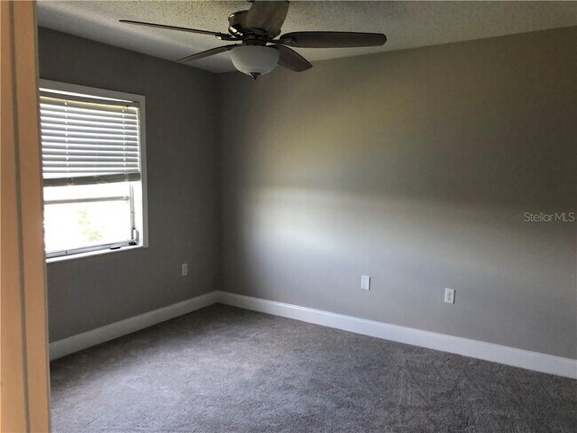 Building Photo - 3799 Lake Bayshore Dr