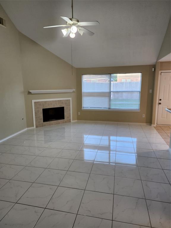 Building Photo - 16535 Great Oaks Glen Dr