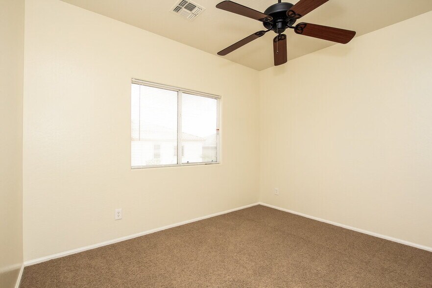 Building Photo - 10597 W Melinda Ln