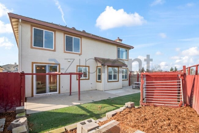 Building Photo - 25 Zion Ct