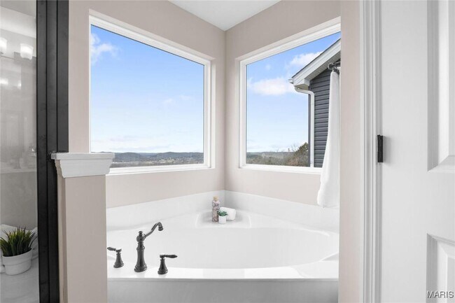 Building Photo - 17640 Hitching Post Ct