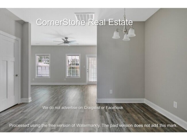 Building Photo - 2854 Little Dr