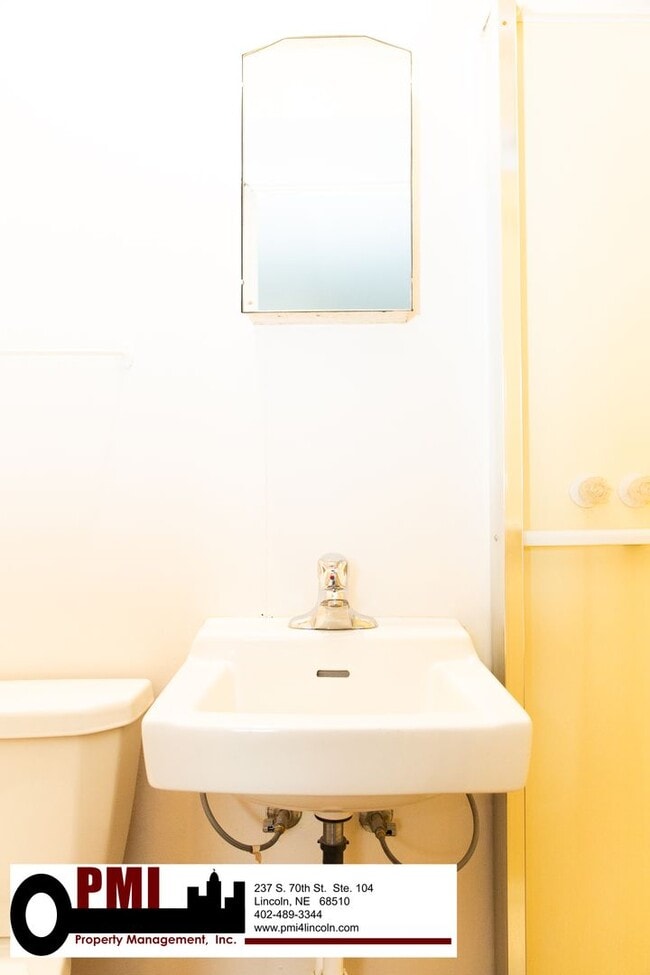 Building Photo - 1400 F / 836 South Street