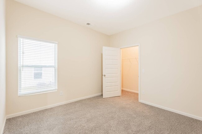 Building Photo - 6130 Mahogany Ter