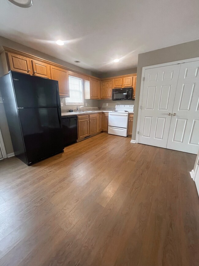 Building Photo - 109 Hillridge Ct