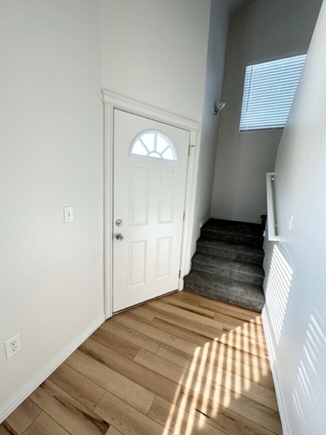 Building Photo - 3922 Idaho Ave