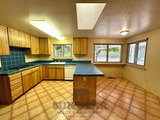 Building Photo - Ranch-style home with Spanish / Mediterran...