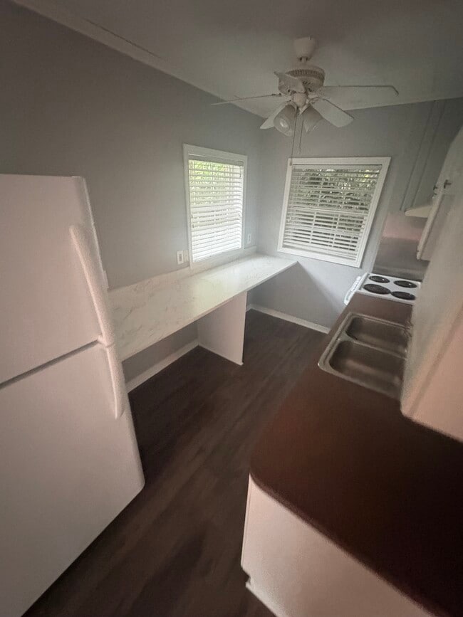 Building Photo - Dartmouth