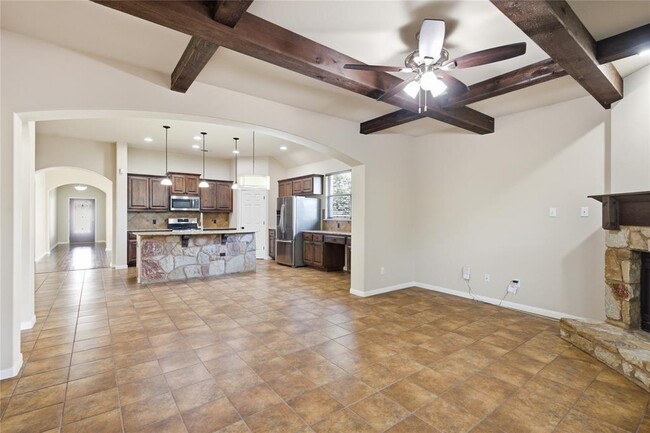 Building Photo - 216 Great Cir Cove