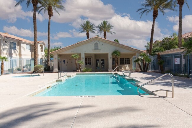 Building Photo - Upstairs 2 br unit in gated community with pool/spa/bbq area
