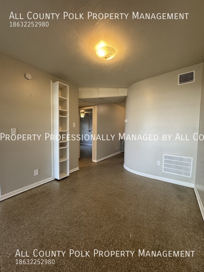 Building Photo - Fantastic 1 Bedroom Duplex for Rent!