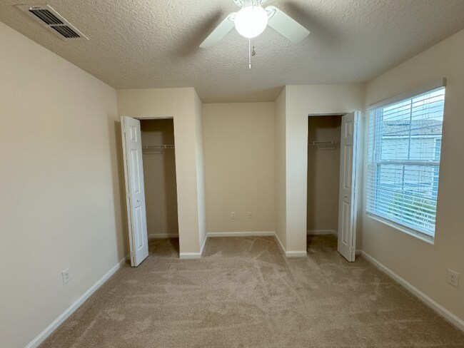 Building Photo - 978 Observatory Pkwy