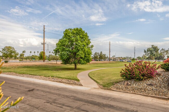 Building Photo - 5137 N 79th Pl