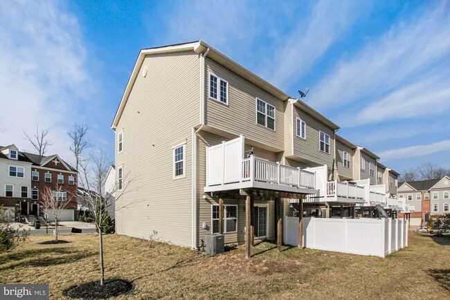 Building Photo - 8570 Crooked Tree Ln