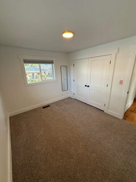 Building Photo - 1108 N 1500 W