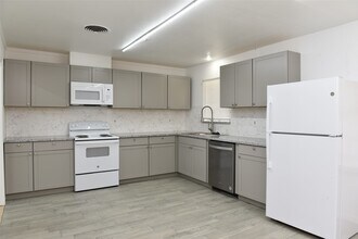 Building Photo - 6414 Grape St