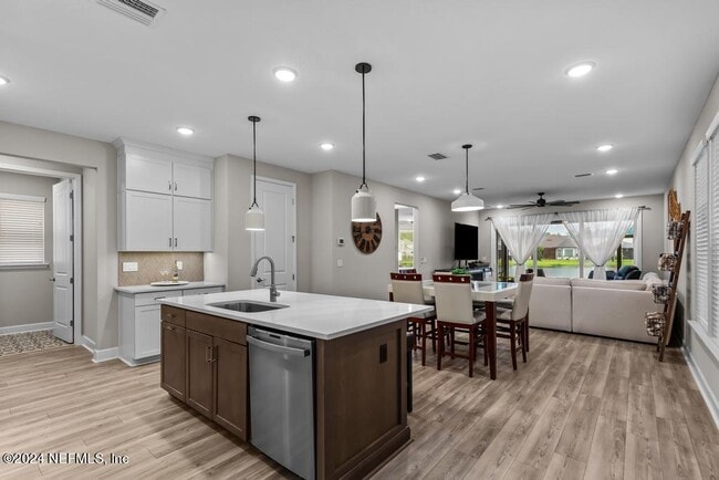 Building Photo - 11232 Bright Path Ct