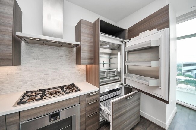 Building Photo - 4521 San Felipe St