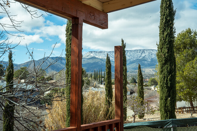 Back patio Mingus views - 887 E Peila Ave