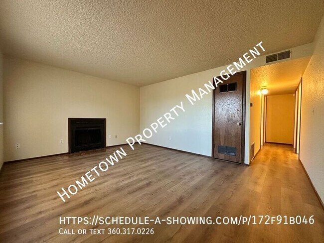Building Photo - 4928 Mt Tahoma Dr SE