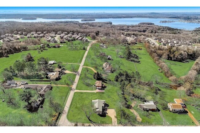 Building Photo - 1511 Stewarts Ferry Pike