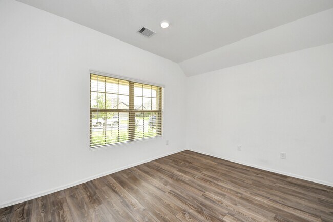 Building Photo - 26631 Castiel Dr