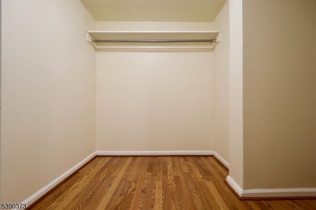 Building Photo - 89 Cutler St