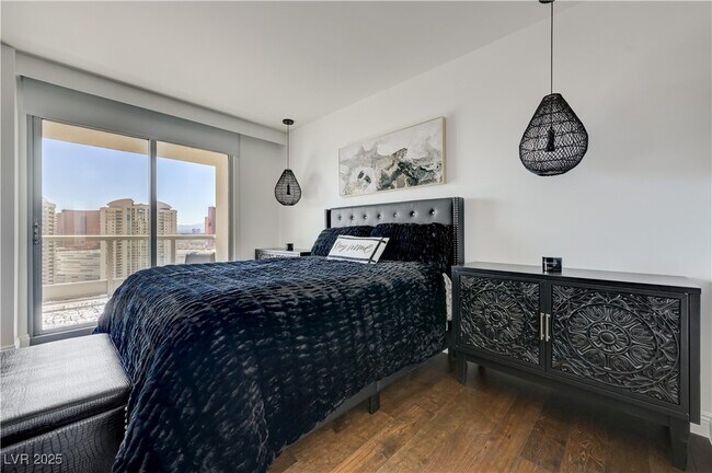 Building Photo - 222 Karen Ave