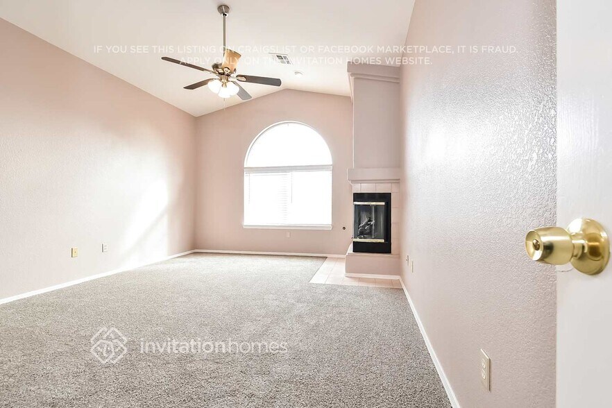 Building Photo - 1638 Rio Bravo Dr