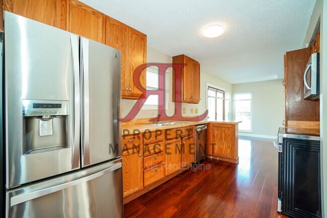 Building Photo - 5066 Ivywild Ave