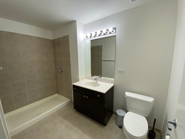 Building Photo - 235 W Van Buren St