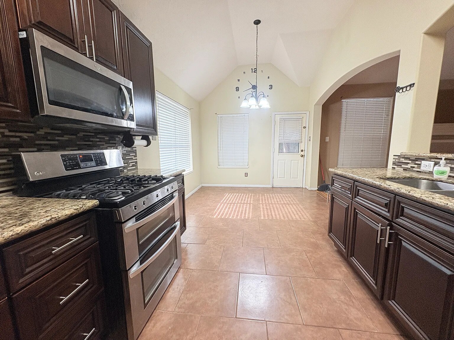 Building Photo - 12507 Avery Vale Ln