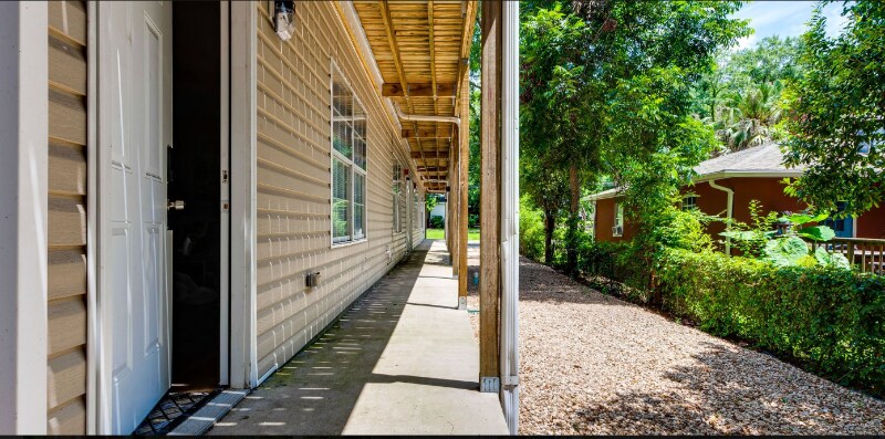 Building Photo - 1329 Nylic St